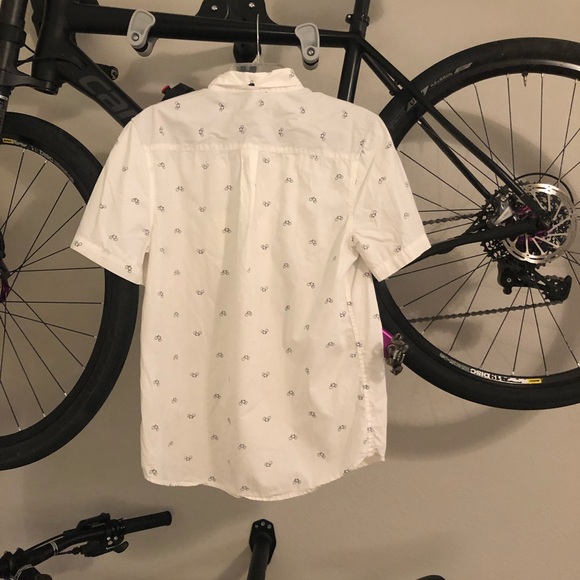 Bike-themed white short-sleeve button up - Picture 2 of 3